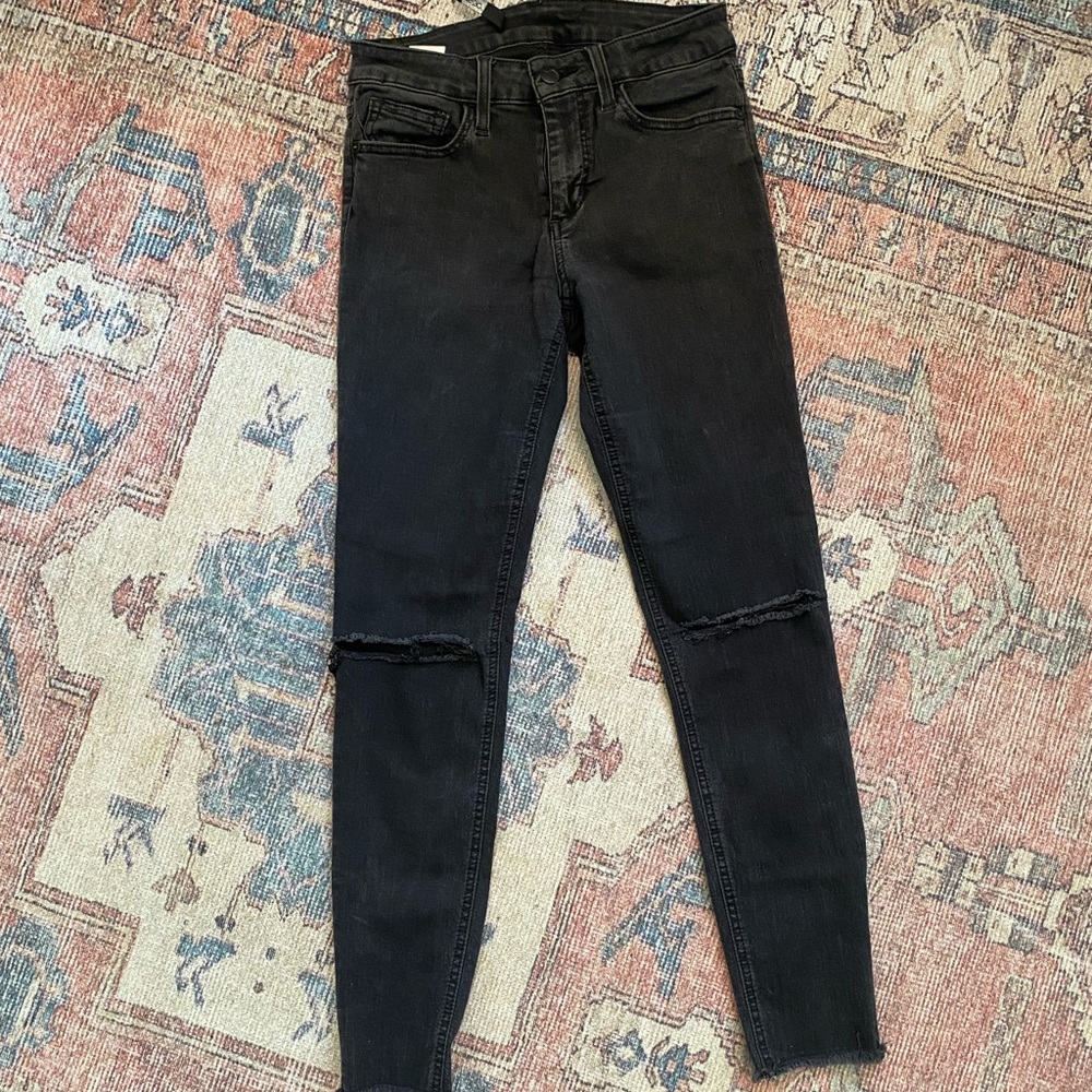 Joes Blackwashed Stretchy Skinny Jeans (26)